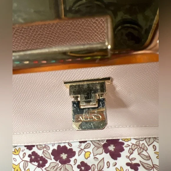 ALDO AnnieBrook Flap Satchel Cross Body Purse with Gold Chain Trim - Picture 9 of 13